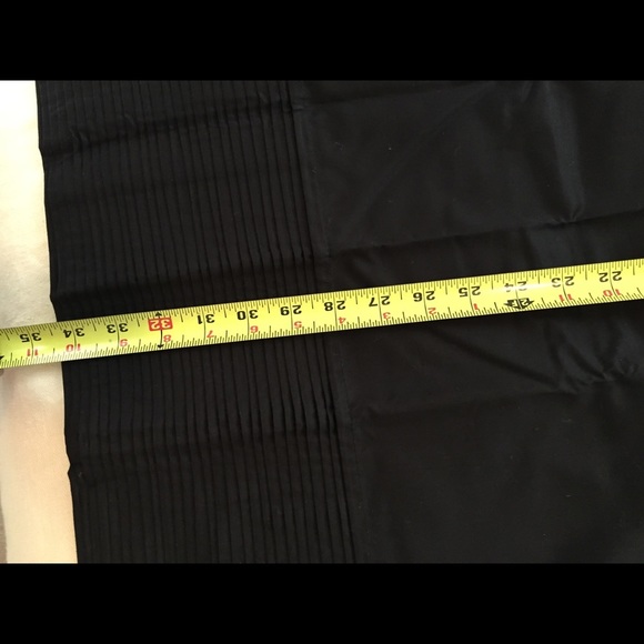 NWT pair PitchBlack  Standard/Queen Pillow Cases with pleated edge detail - Picture 9 of 13